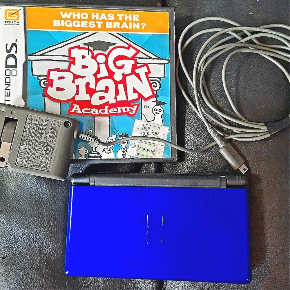 Nintendo DS Lite